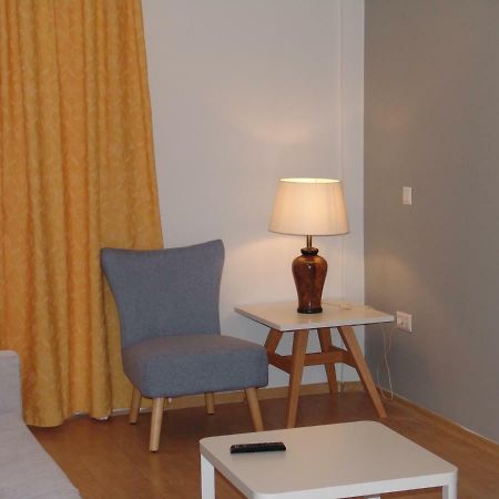 Grace Apartments Loutráki Extérieur photo
