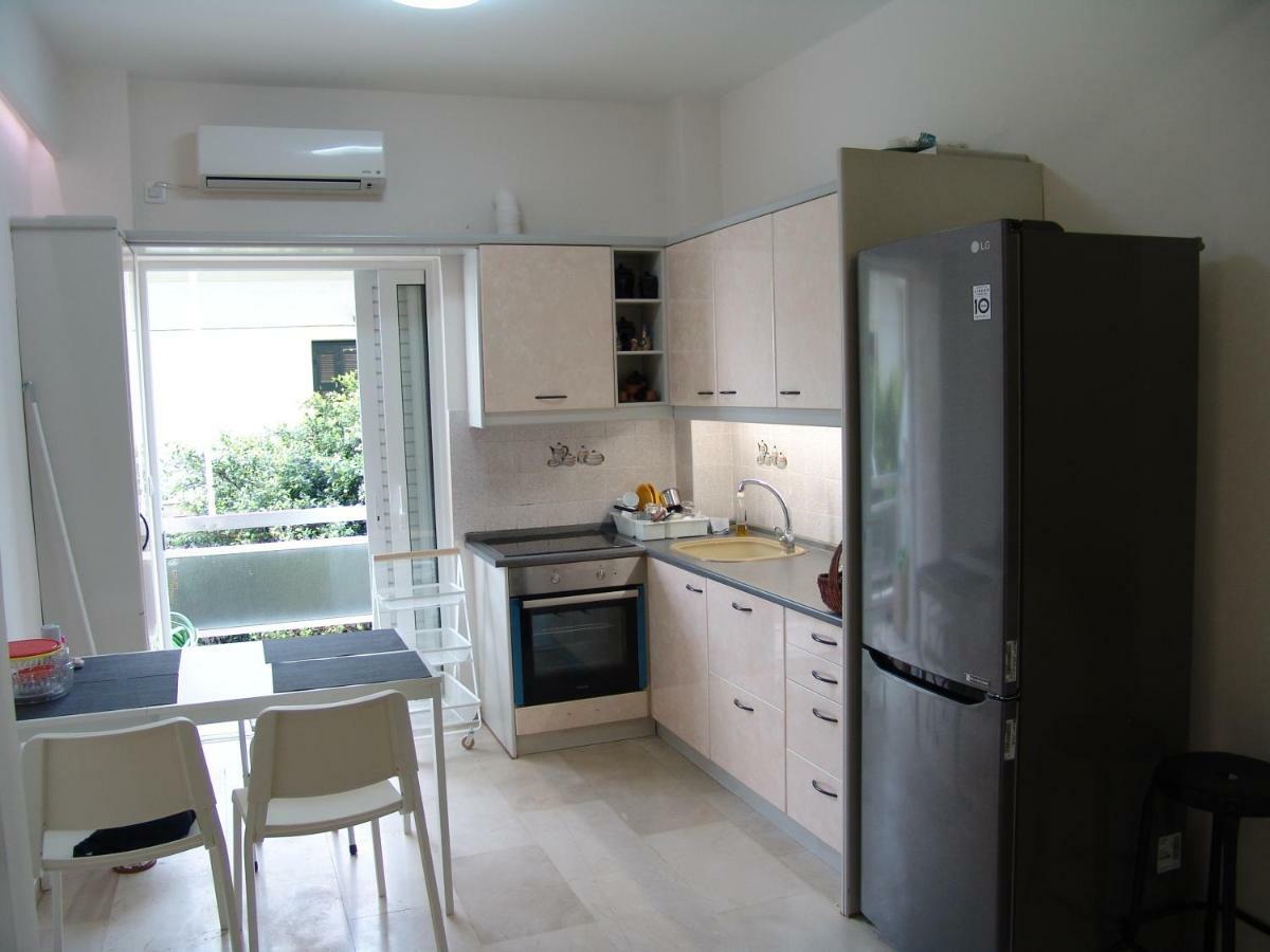 Grace Apartments Loutráki Extérieur photo