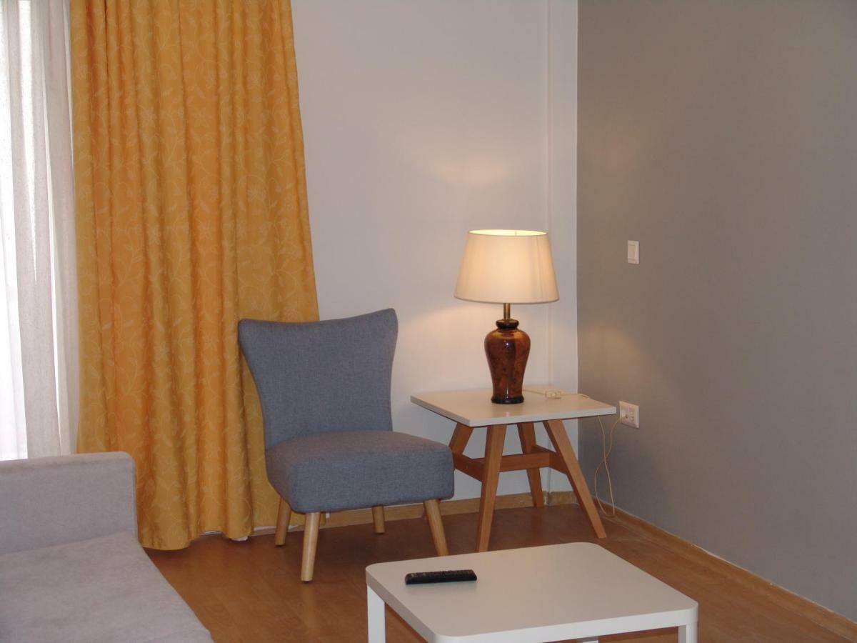 Grace Apartments Loutráki Extérieur photo