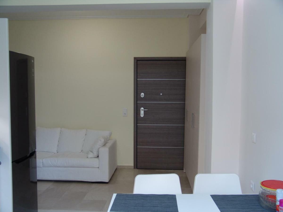 Grace Apartments Loutráki Extérieur photo